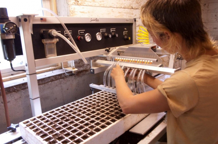 equipment for the production of greenhouses