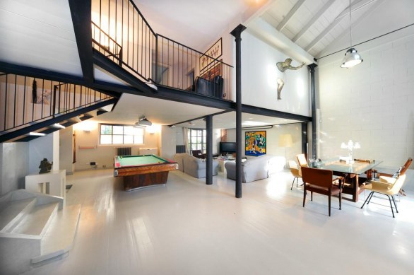 Package of documents for the sale of an apartment