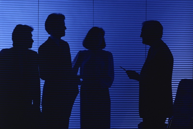 Restriction of procurement participants