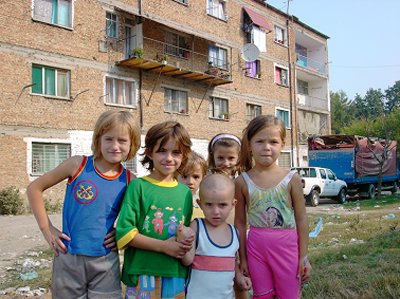 benefits for the poor family 2015