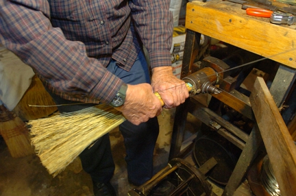 broom making equipment