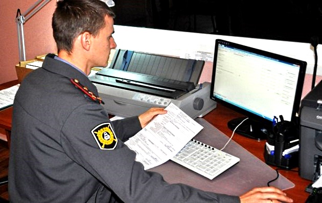 how to recover a lost data sheet on a car