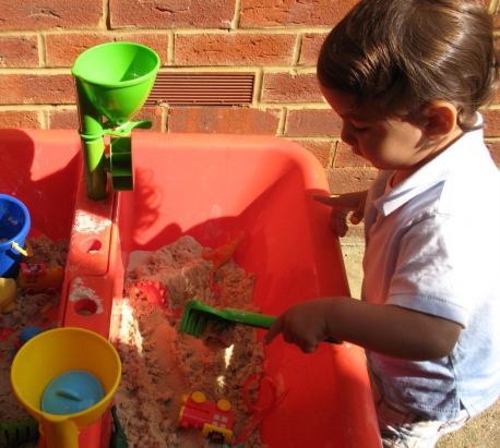 Entertainment complex for children