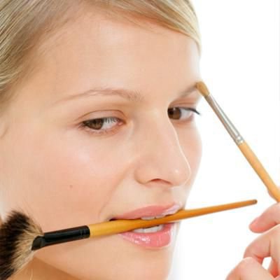 art director of a beauty salon duties