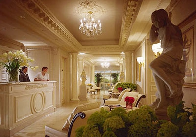 Organization of hotel business