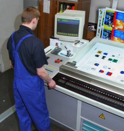 what do printing houses do