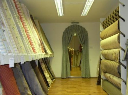 name of the curtain salon