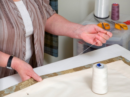 Is it profitable to sew curtains at home