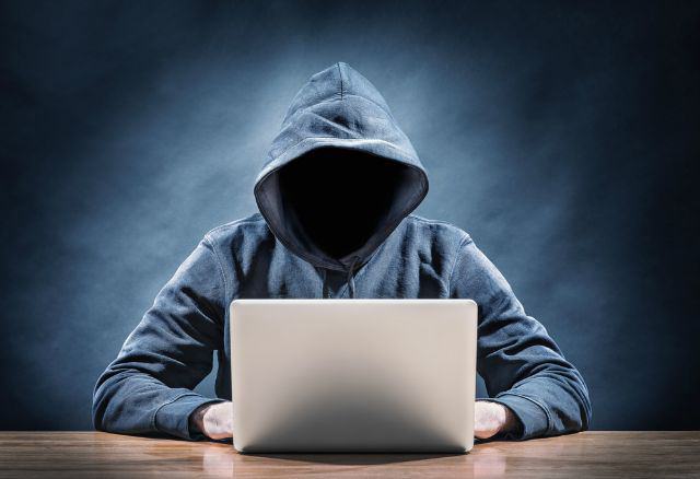 how to avoid becoming a victim of scammers