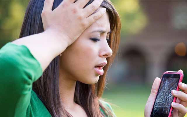 the phone broke on a guarantee how to return the money