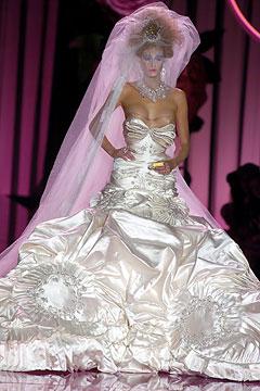 the most expensive wedding dress in the world