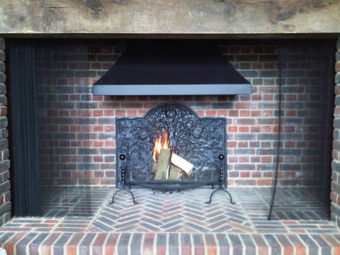 how to choose a fireplace hood