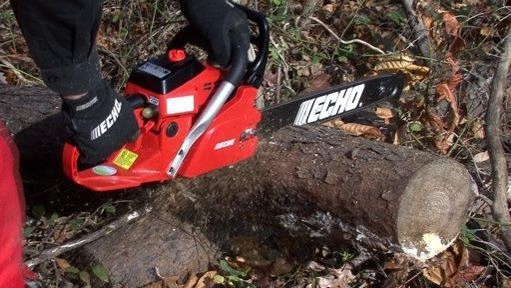 how to choose a semi-professional chainsaw