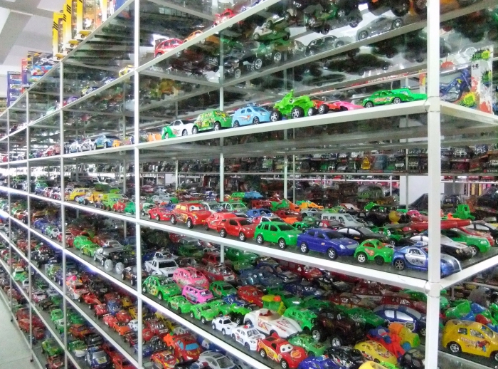 how to open a toy store from scratch