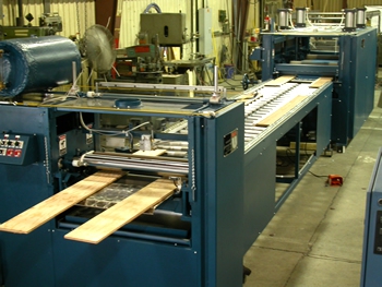 laminate flooring machine Price