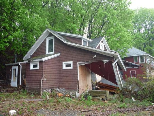 dilapidated and emergency houses