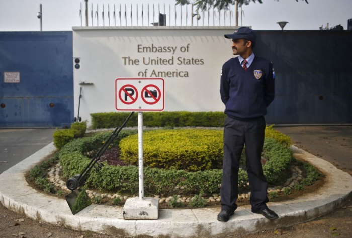 obtaining a license for security activities