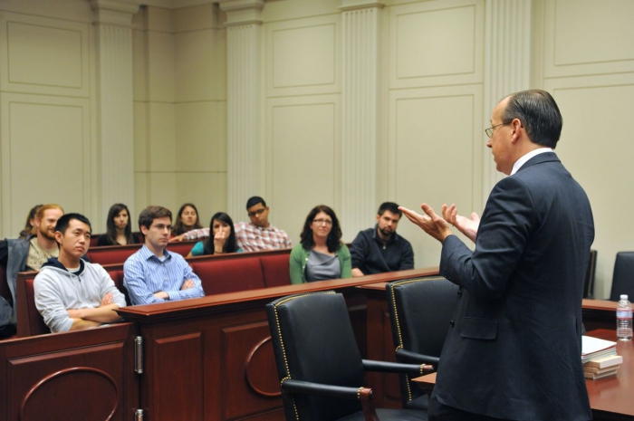 Is it possible to challenge the donation to the apartment after the donor’s death