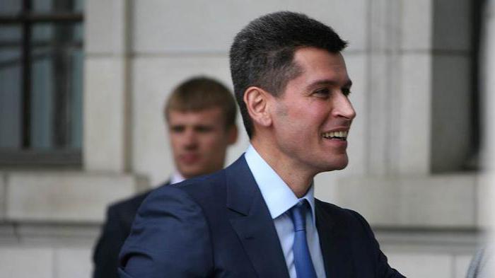 Ziyavudin Magomedov state