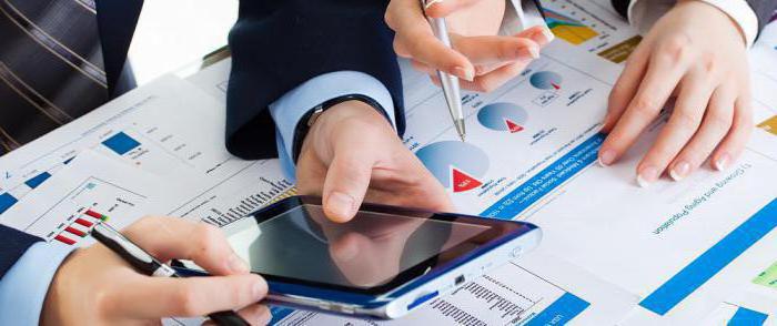 is the responsibility of the auditor