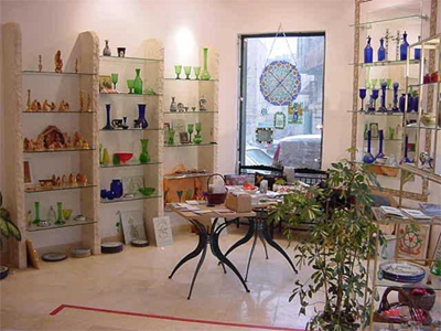 how to open a gift shop