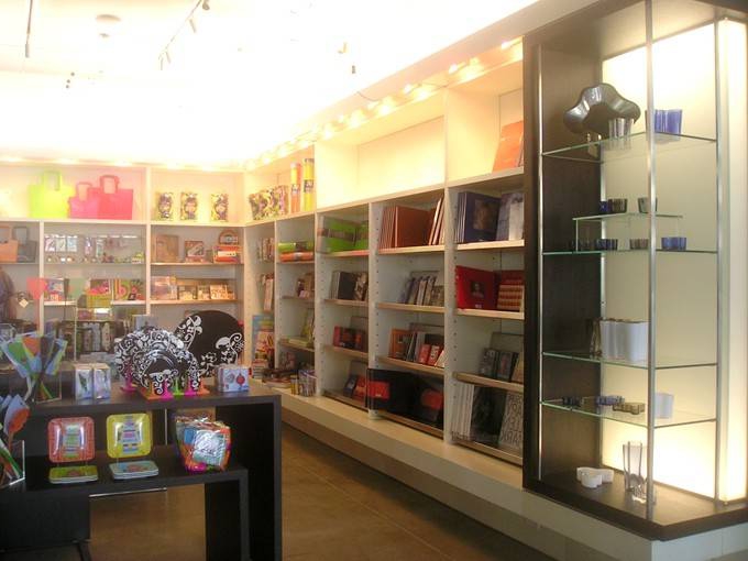 gift wrapping material