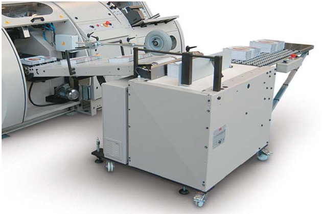 equipment for the production of photo books