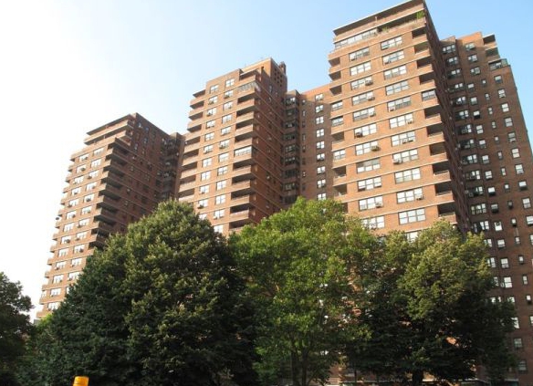 when privatization of apartments in Russia ends