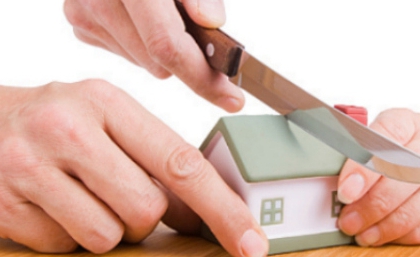 divorce with the section of the apartment