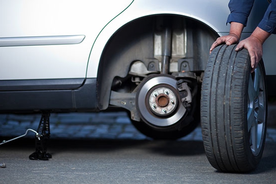 how much brings tire profit per month