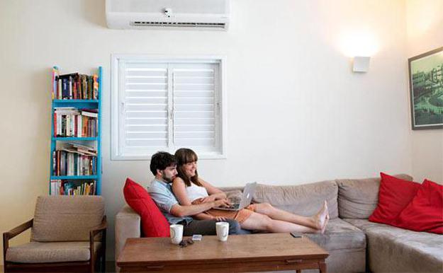 humidity and room temperature