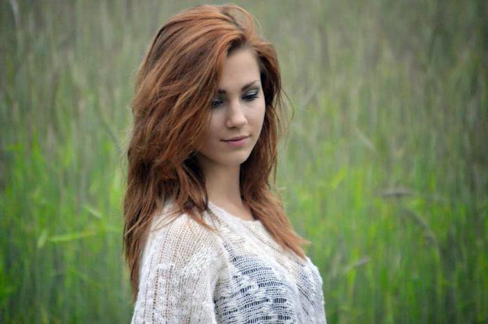 what does a conservative person mean