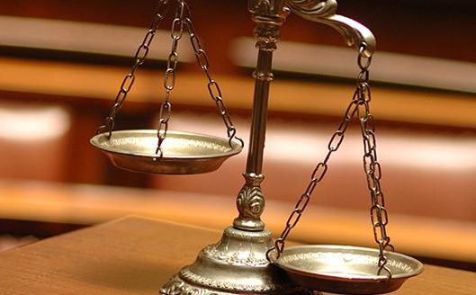 features of commercial transactions