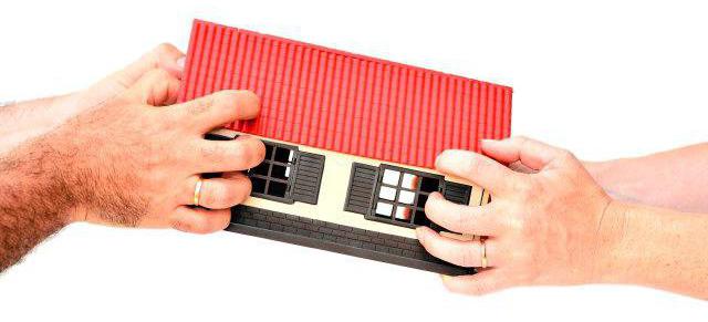 sale of a share in an apartment to another owner