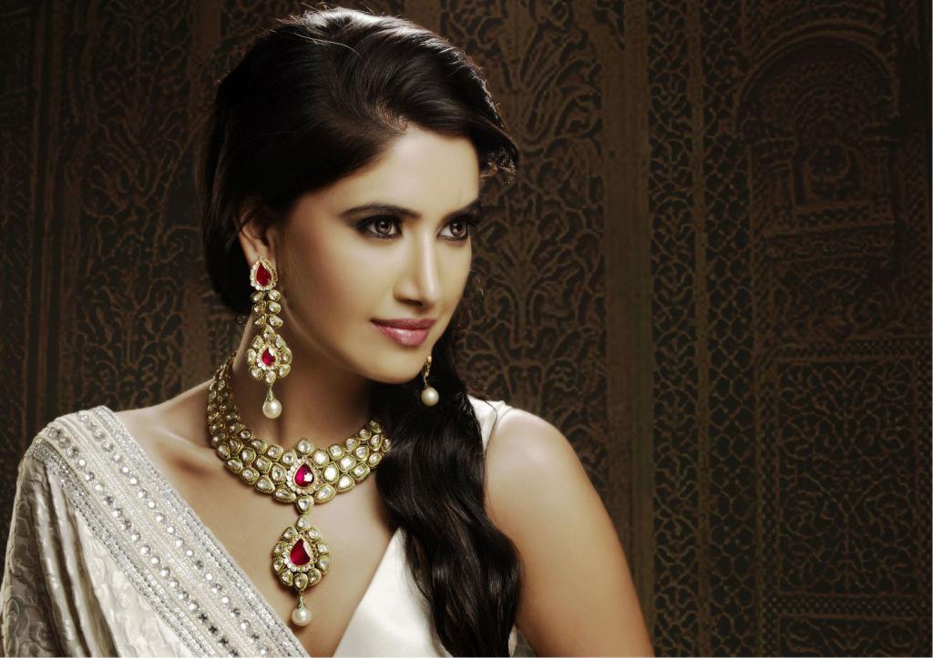 How to choose sapphire in jewelry