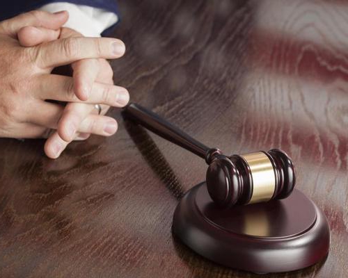 non-enforcement of a court decision by bailiffs