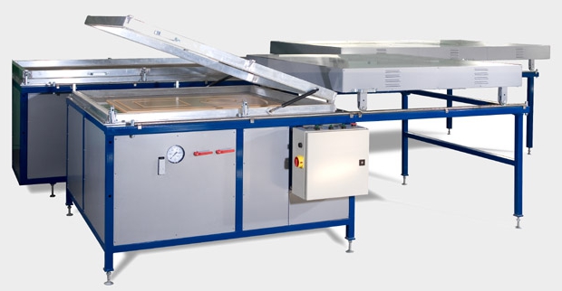 membrane vacuum press for the production of MDF facades