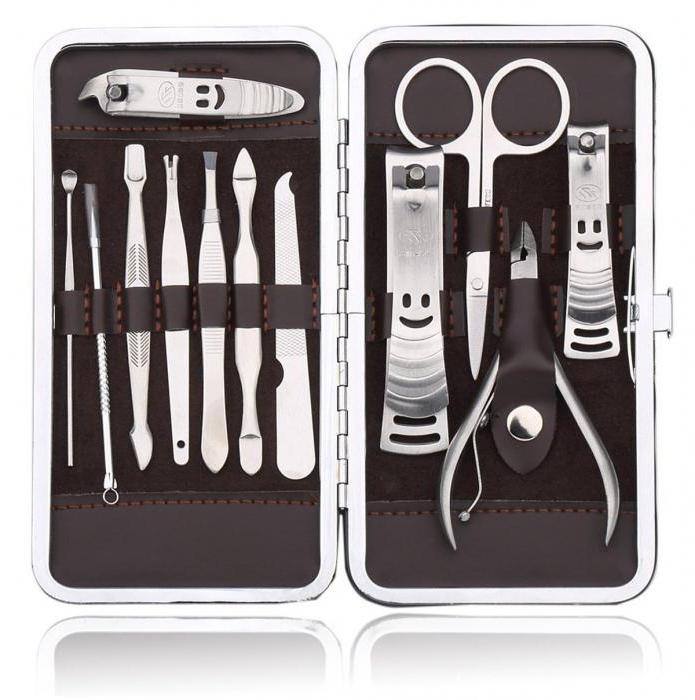 Disinfection of the workplace of a manicurist