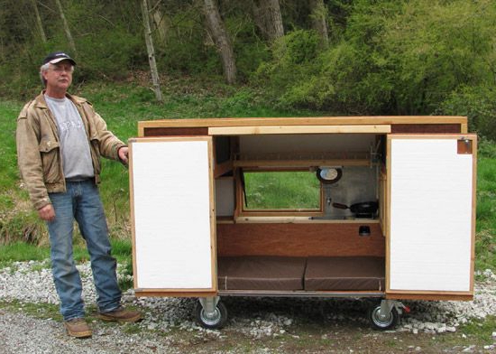 where to live if there is no money