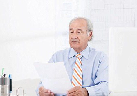 should a pensioner work out 14 days upon dismissal