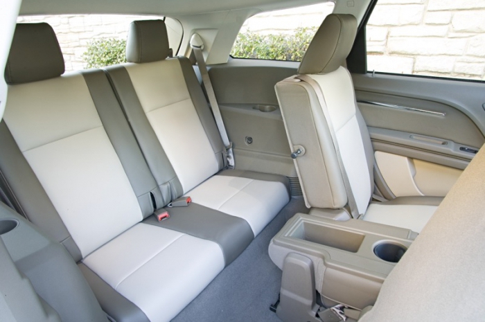 How much does it cost to drag a car interior