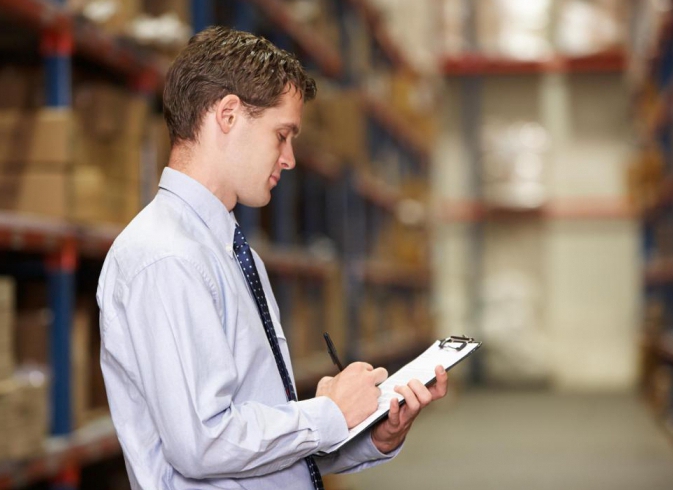 responsibilities of the procurement manager