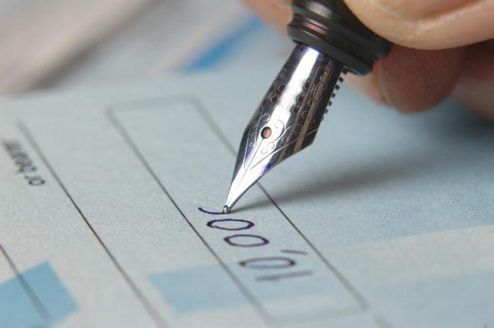 filling out a checkbook