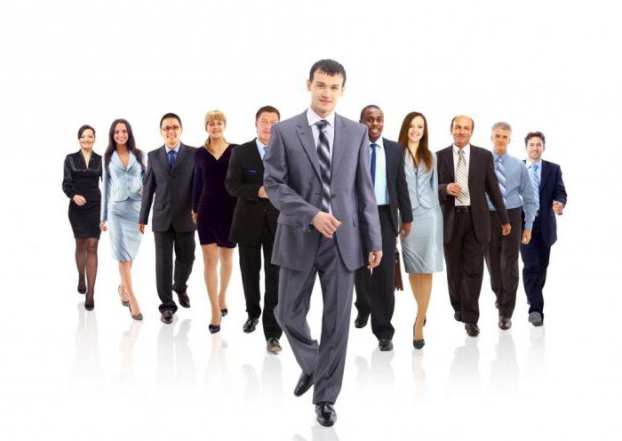 How to become an art director?