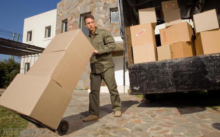 the forwarder is responsible to the customer for