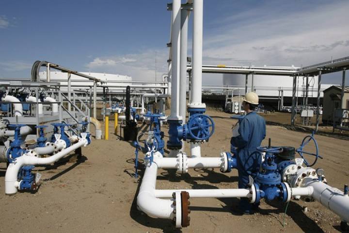 Objects of oil trunk pipelines