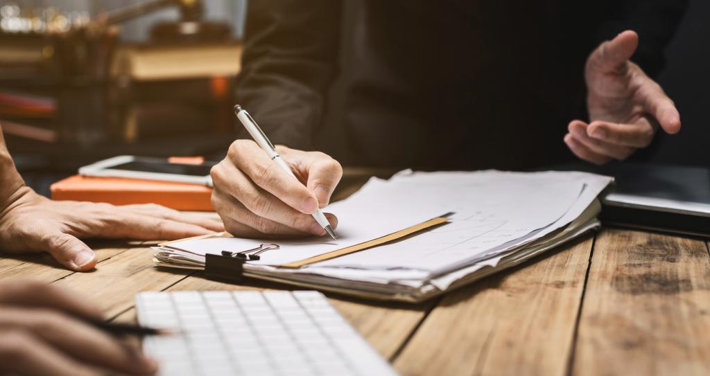 receipt of deduction by alimony