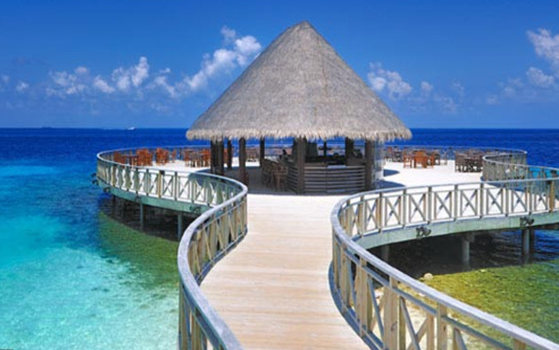 Artificial land: land law