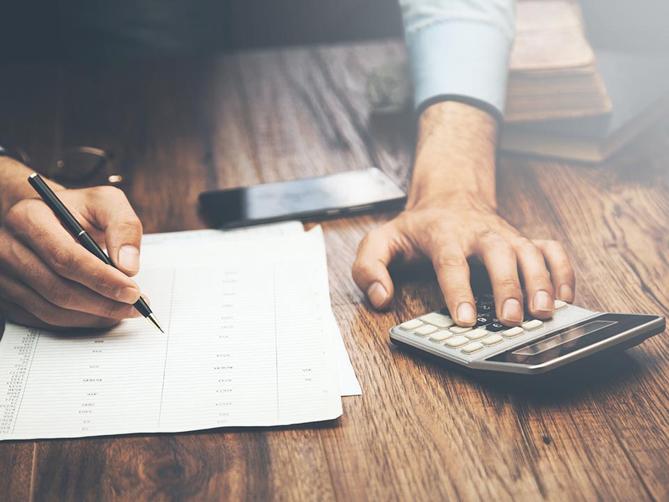 Sell LLC with debts: responsibility