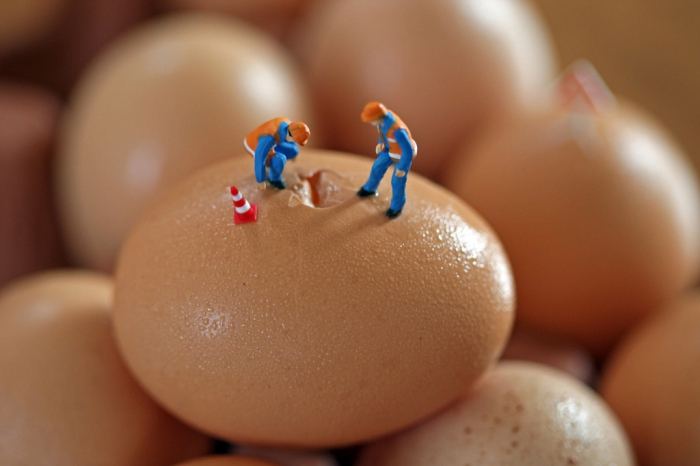 claim to the customer under the contract